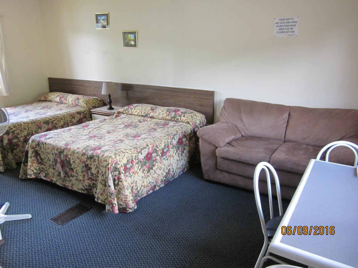 Valleyview Motel Уильямс-Лейк Экстерьер фото