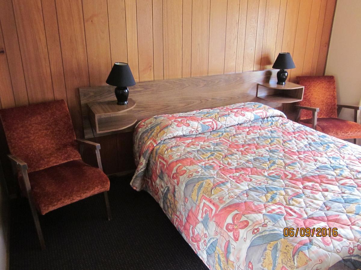 Valleyview Motel Уильямс-Лейк Экстерьер фото