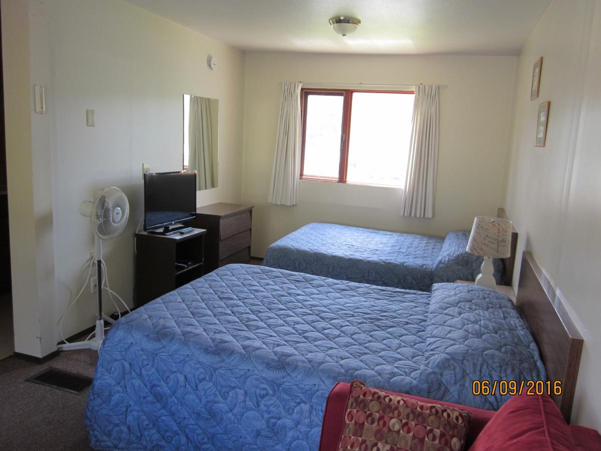 Valleyview Motel Уильямс-Лейк Экстерьер фото
