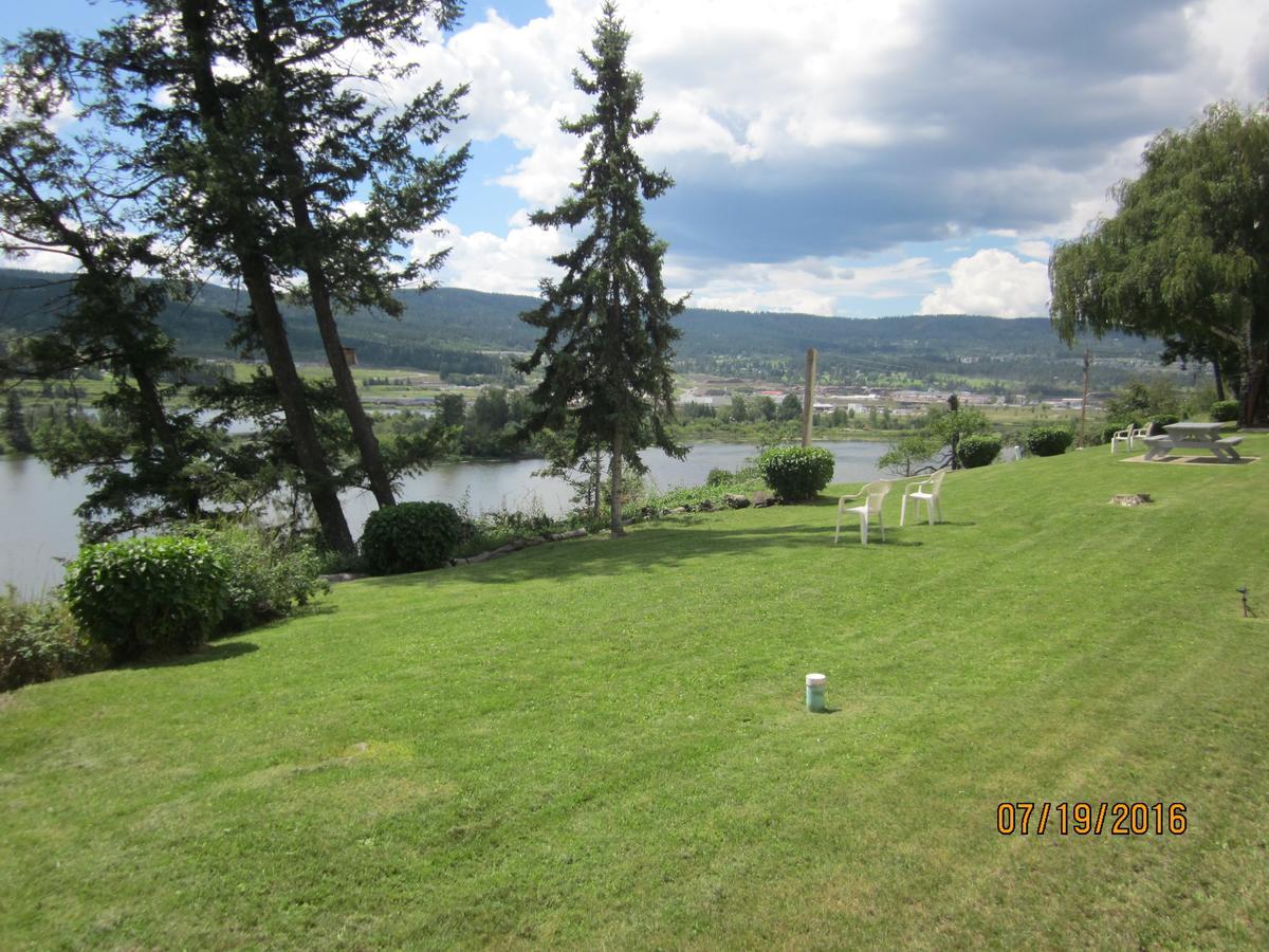 Valleyview Motel Уильямс-Лейк Экстерьер фото